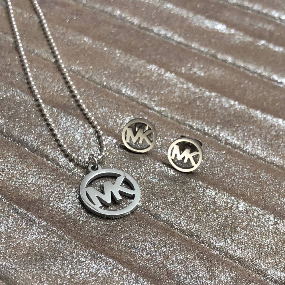 ❌SOLD❌ Stainless Steel MK Set